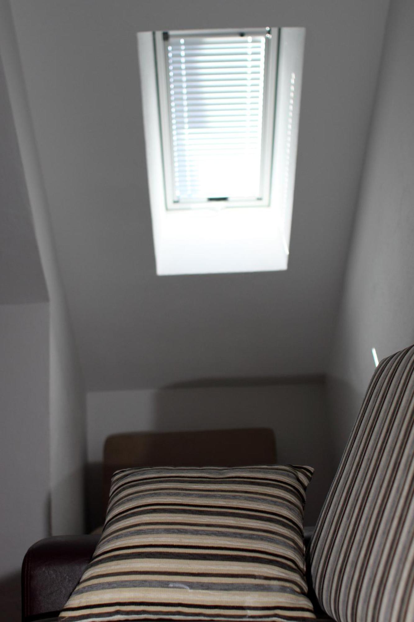 Apartments Vila Oksana Mimice Habitación foto
