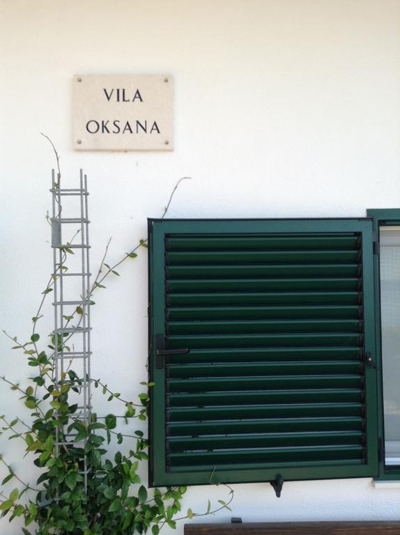 Apartments Vila Oksana Mimice Exterior foto